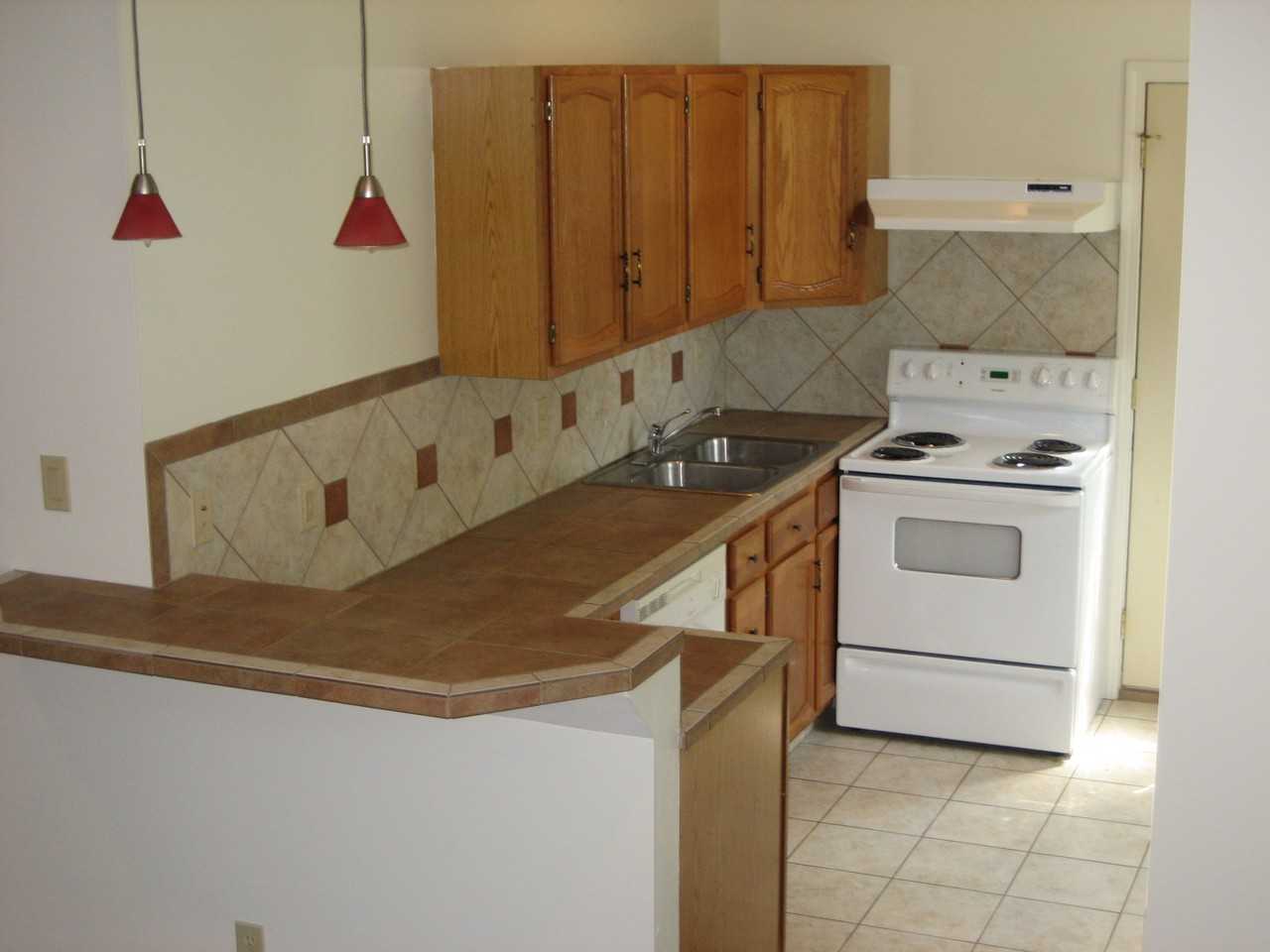 623 S Washington St #B - Photo 2 of 8