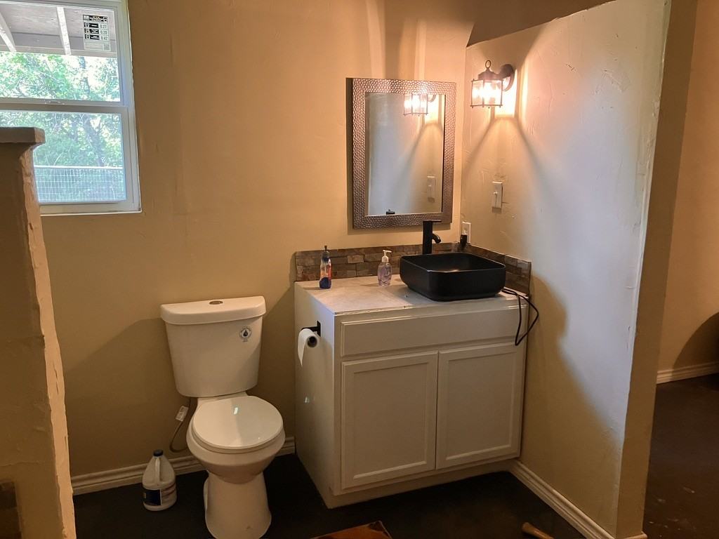 3716 Harrison Dr #SHOP - Photo 6 of 7