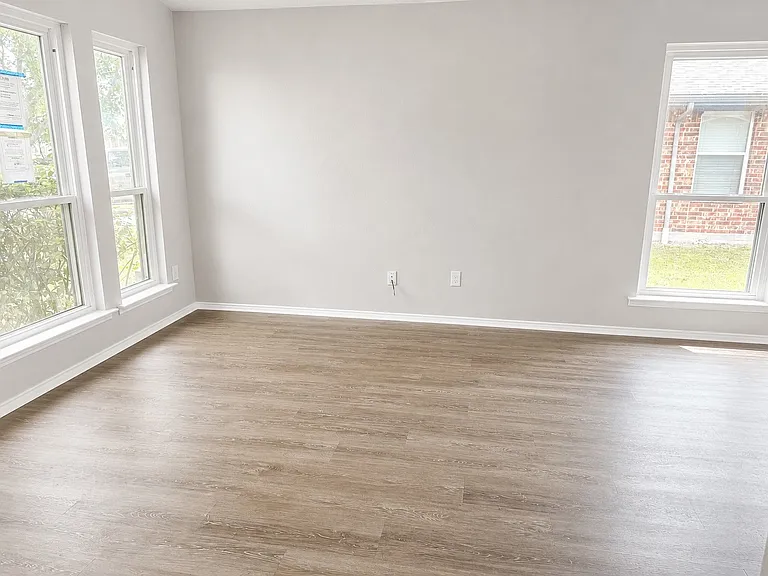 8021 Troon Dr #NA - Photo 6 of 6