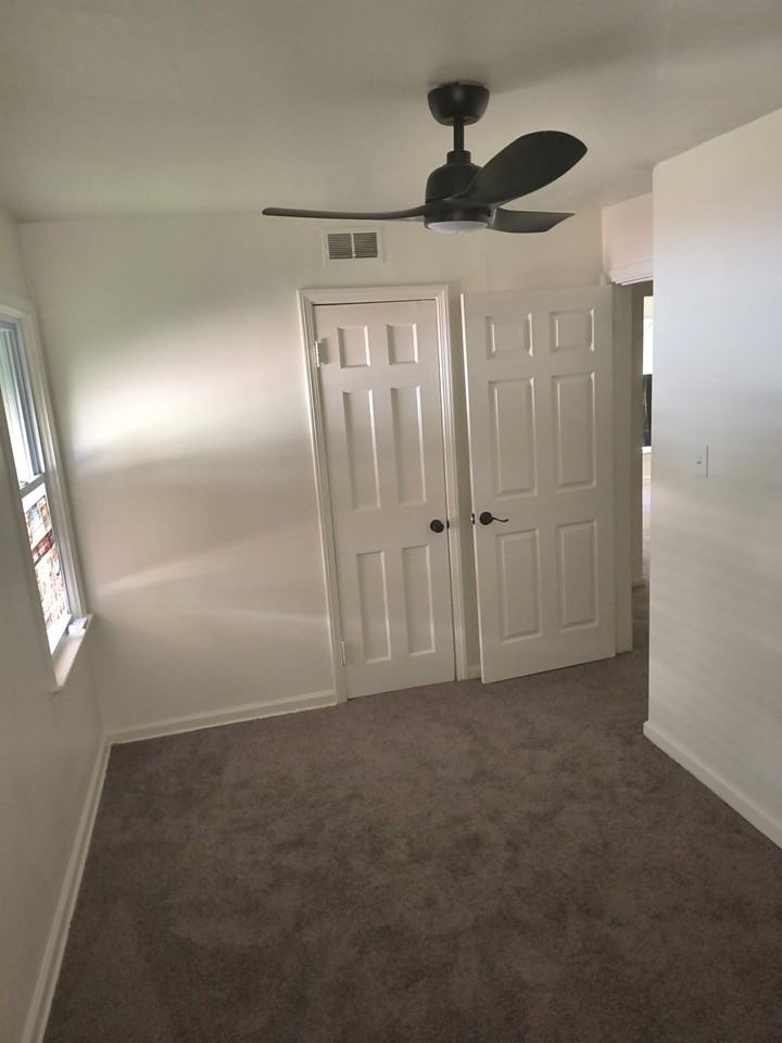 2469 Greenvale Rd #NA - Photo 6 of 7