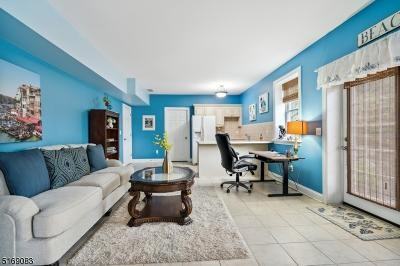 15 Groff Ct #1stFL - Photo 2 of 5