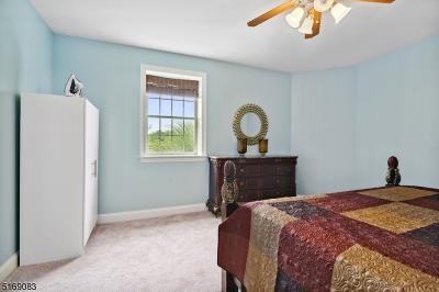 15 Groff Ct #1stFL - Photo 3 of 5