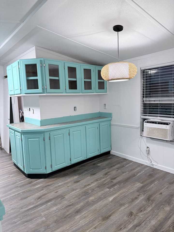 7104 Beachwood Blvd #NA - Photo 6 of 11