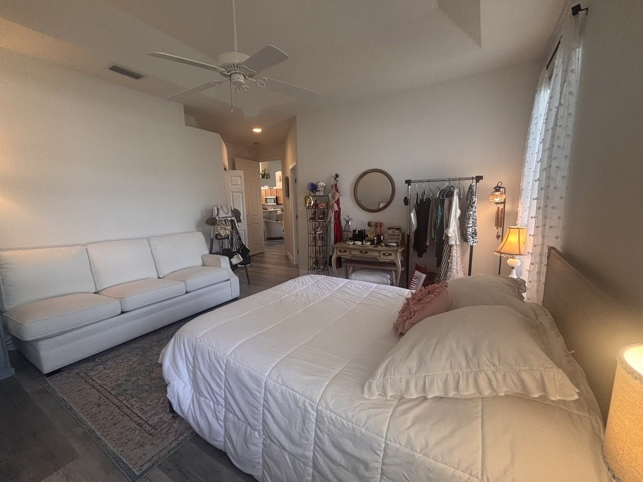 399 Renaissance Ave #1 - Photo 6 of 15