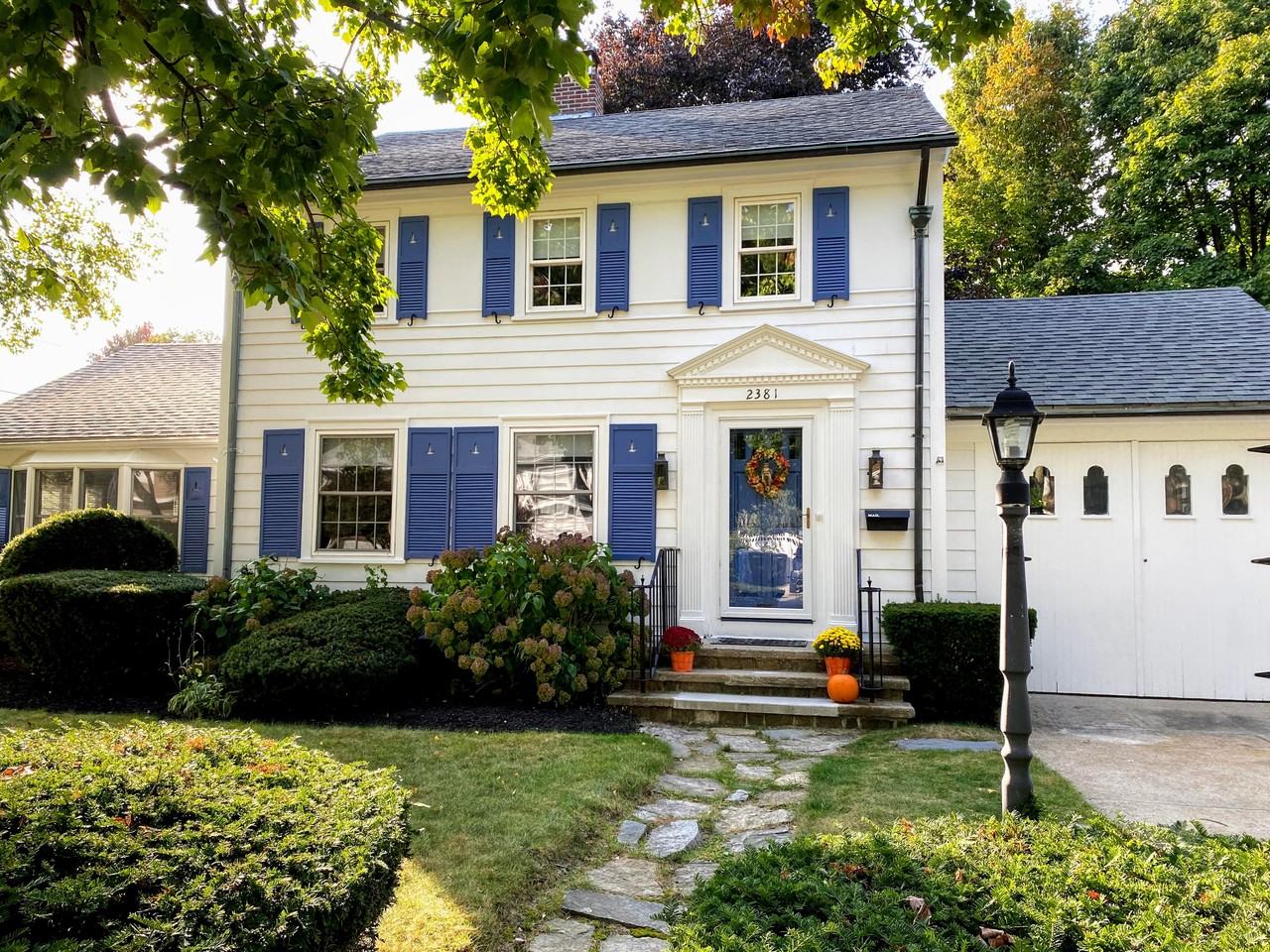 2381 Cranston St #NA - Photo 2 of 15