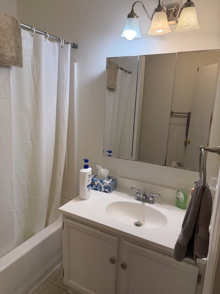 20 Homestead Ln #20 - Photo 2 of 20