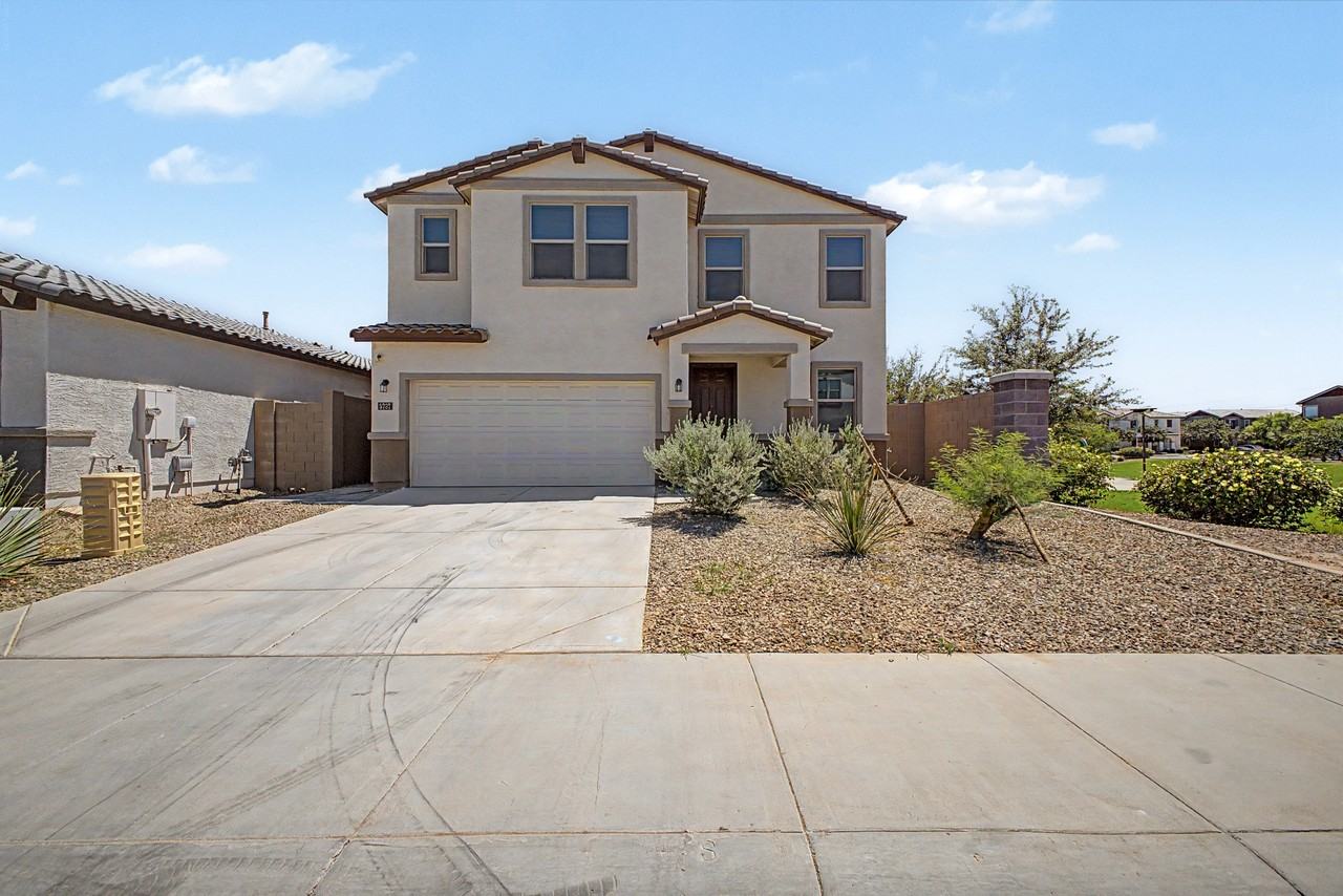 5737 W Getty Dr #NA