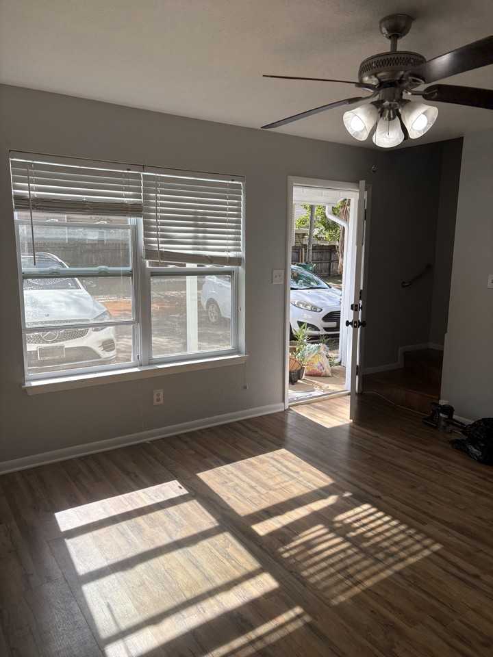 92 Bradford St #4 - Photo 3 of 16