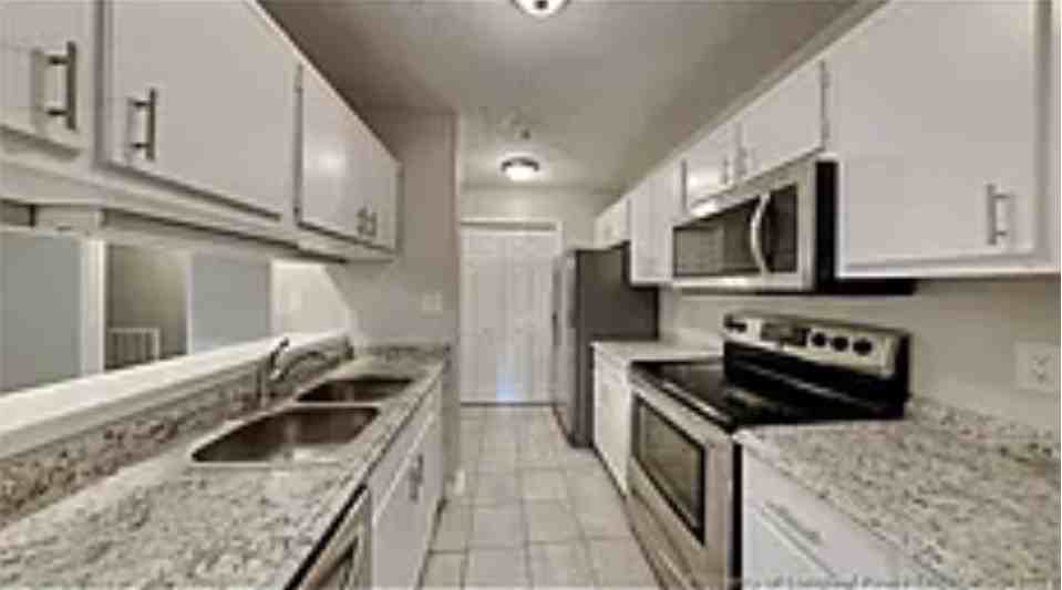 225 Waterdown Dr #11 - Photo 7 of 8