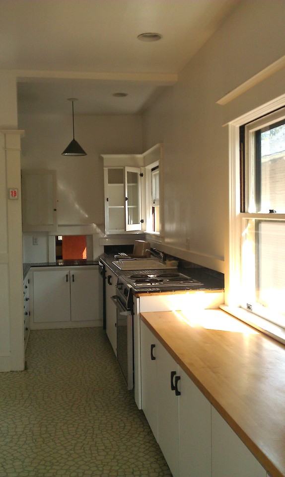 1921 Ne 13th Ave - Photo 4 of 17