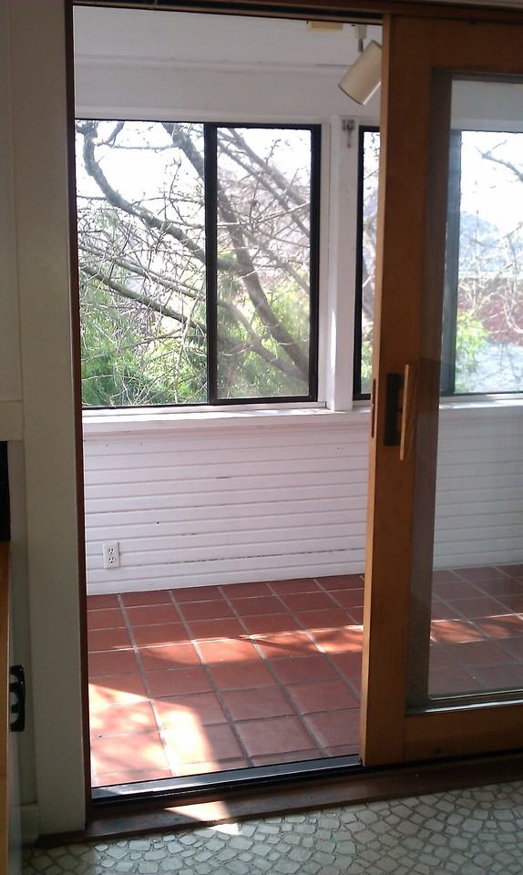 1921 Ne 13th Ave - Photo 5 of 17