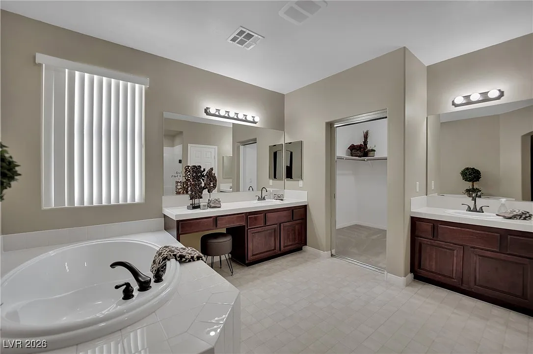 9046 Barium Rock Avenue - Photo 6 of 41