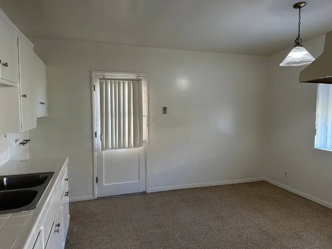 3810 Walking Oaks #NA - Photo 6 of 15