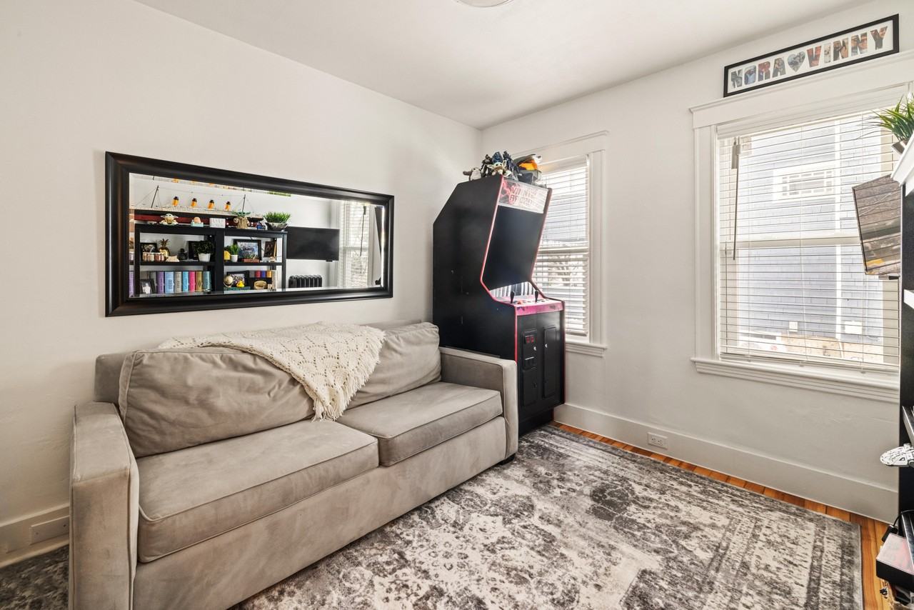 11 Hillview Ave #1 - Photo 4 of 38