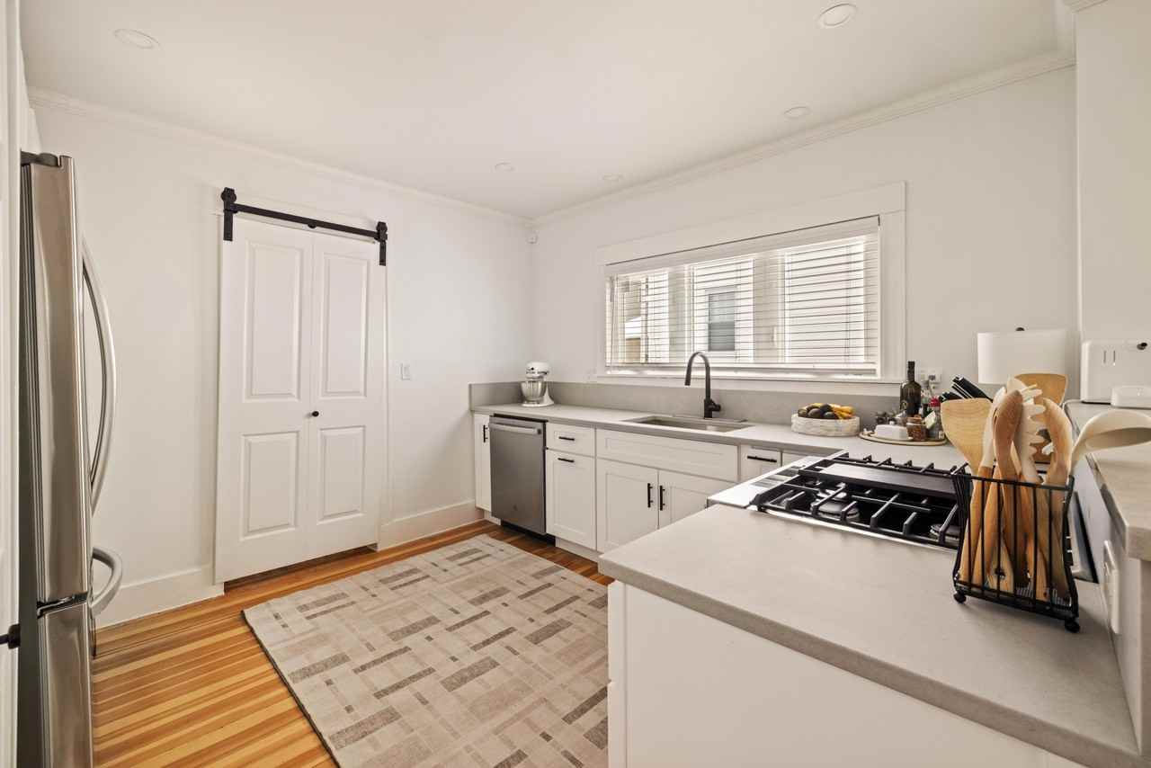 11 Hillview Ave #1 - Photo 6 of 38