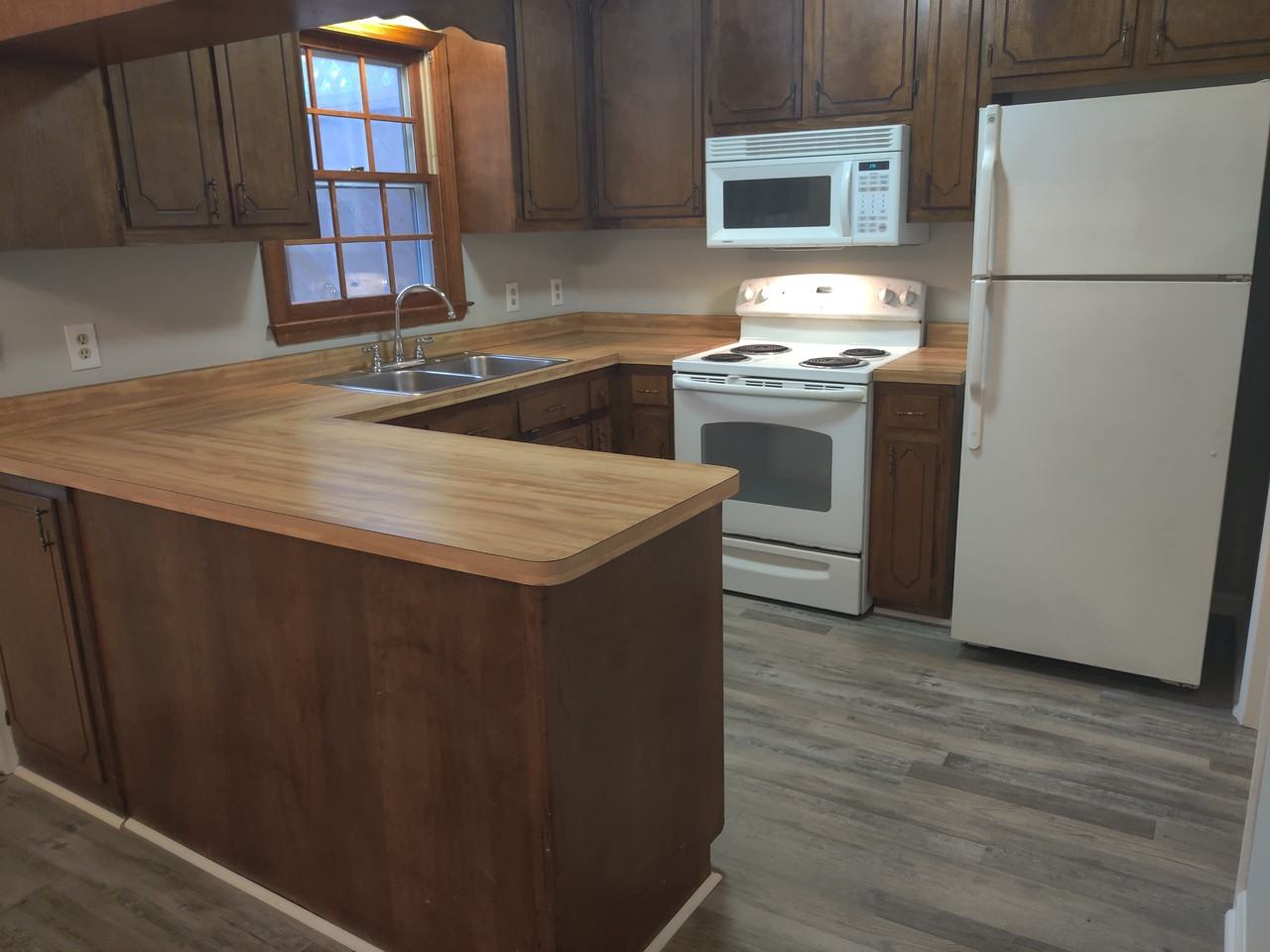 121 Church St #TH - Photo 2 of 17