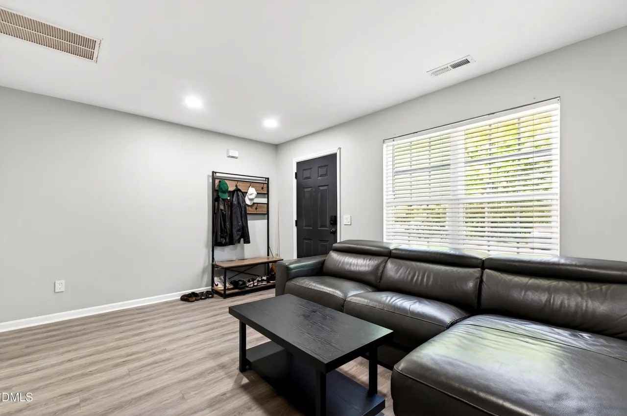 37 Red Ln - Photo 7 of 10
