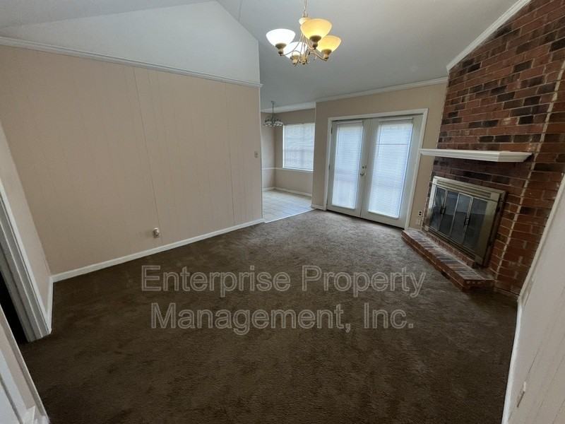 5312 Plover Dr - Photo 5 of 18