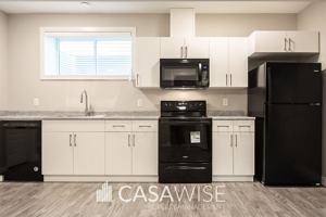 featured image of 558 Kleins Cres #BS