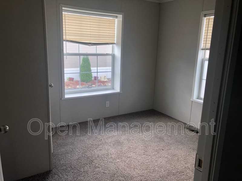 2700 Brookpark Rd - Photo 4 of 8