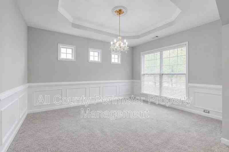 380 Simonton Crest Dr - Photo 3 of 25
