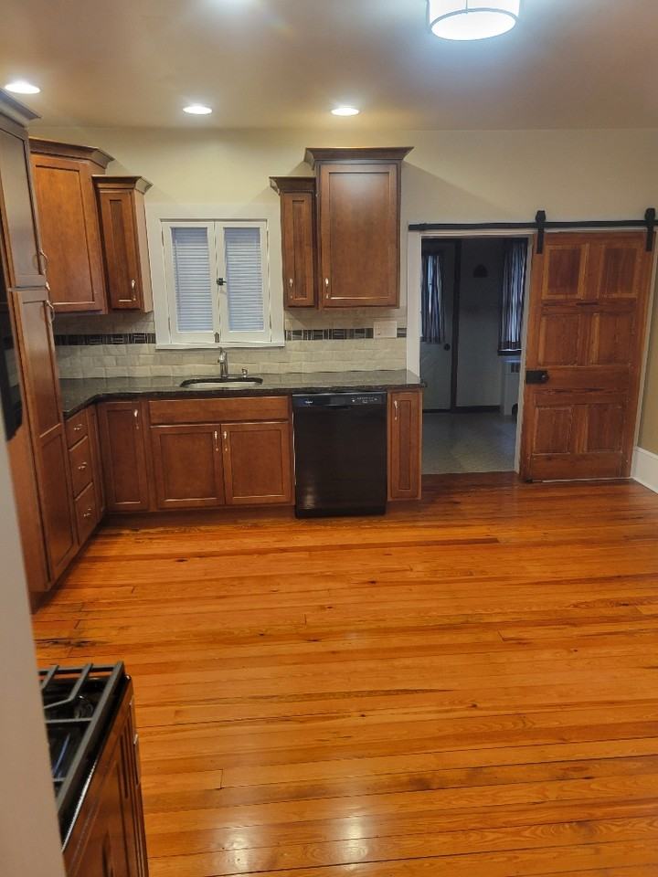 336 S Park Ave #NA - Photo 7 of 18