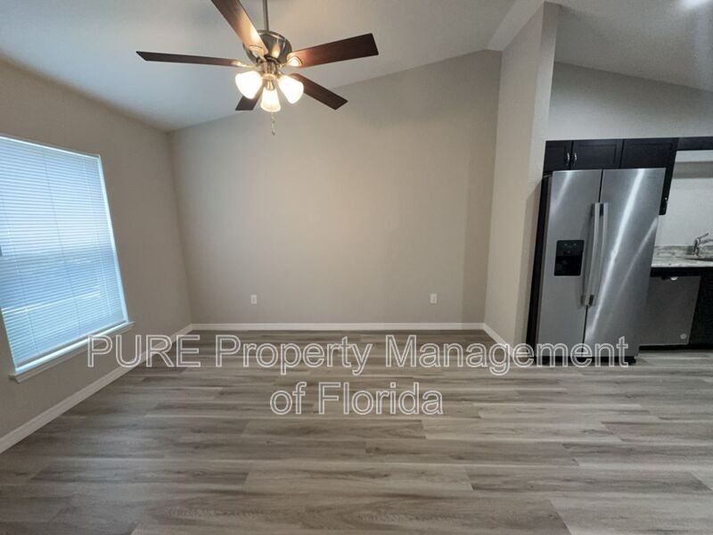 6504 Sw 140th Place Rd #2 - Photo 7 of 50