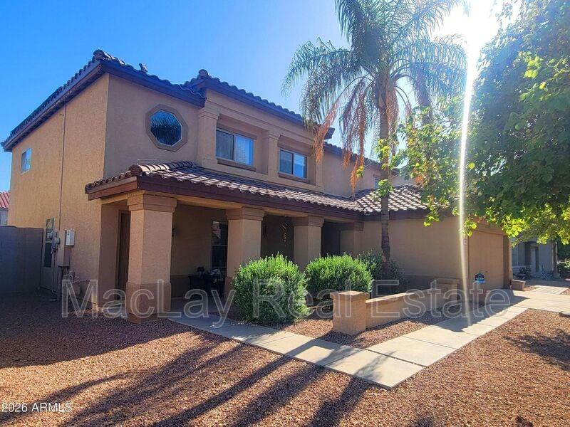 10841 E Forge Cir - Photo 2 of 31