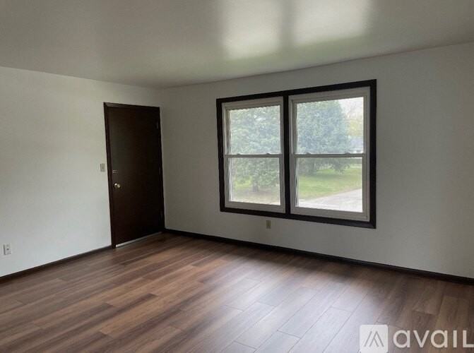 24213 W Hazelcrest Dr #200 - Photo 2 of 6
