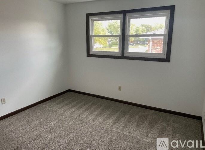 24213 W Hazelcrest Dr #200 - Photo 3 of 6