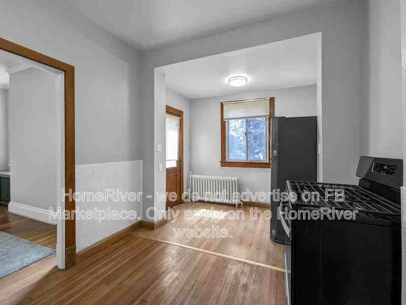 213 Giffin Ave #1 - Photo 3 of 21