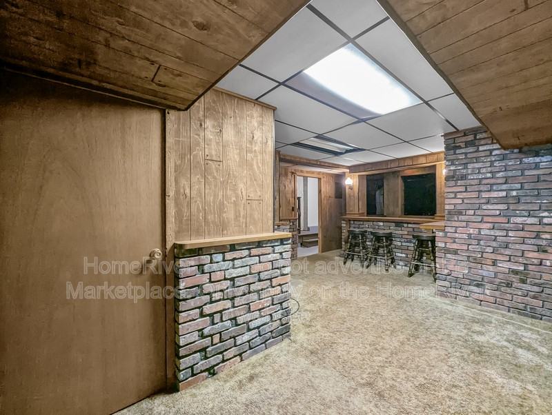 213 Giffin Ave #1 - Photo 4 of 21