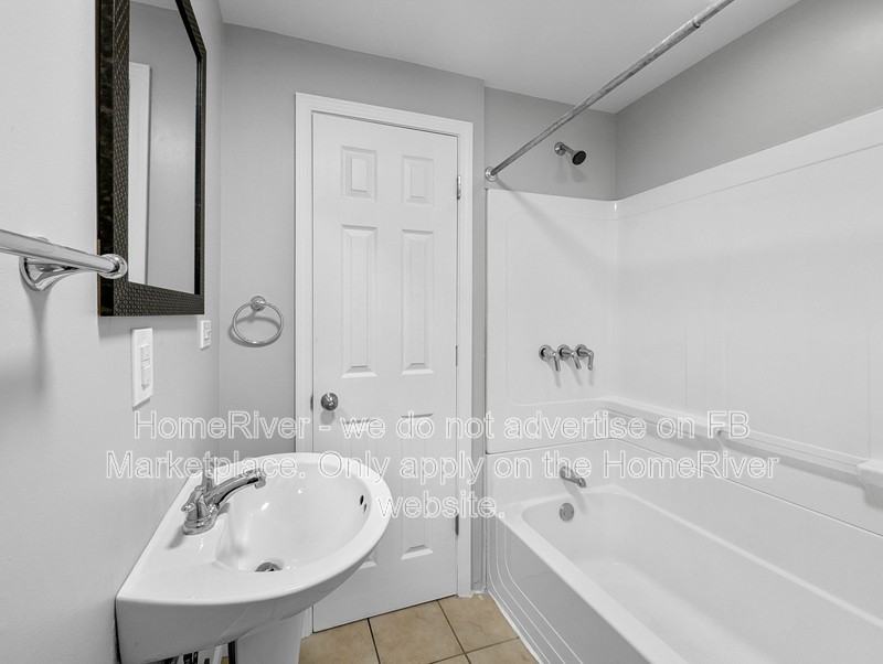 213 Giffin Ave #1 - Photo 6 of 21