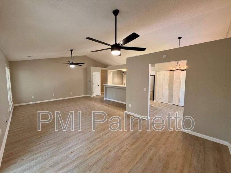 22 Sweet Thorne Cir - Photo 7 of 25