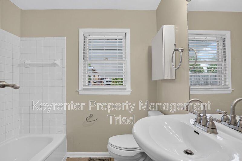 4202 Halifax Rd - Photo 5 of 28