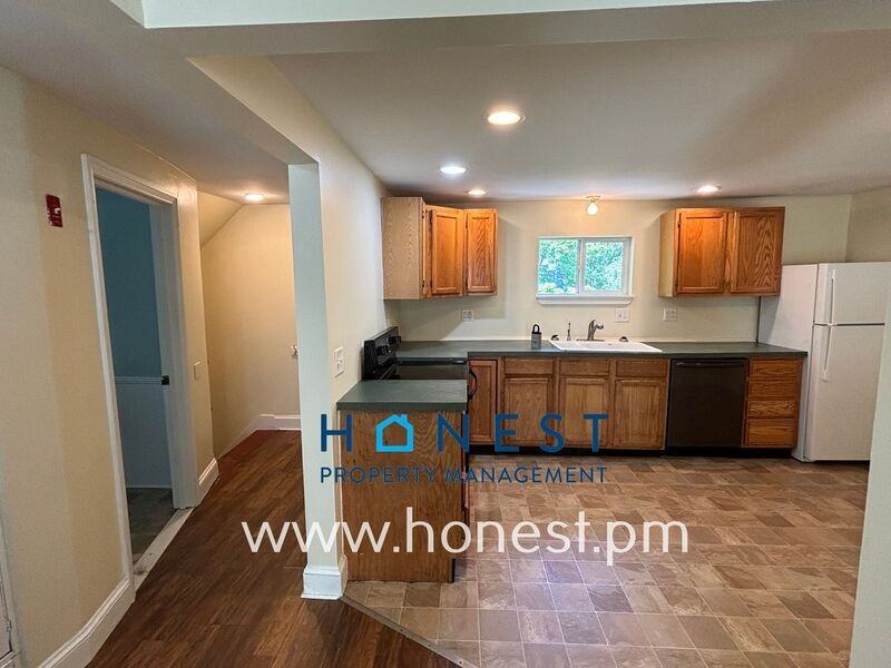 60 Cumberland St #2 - Photo 2 of 36