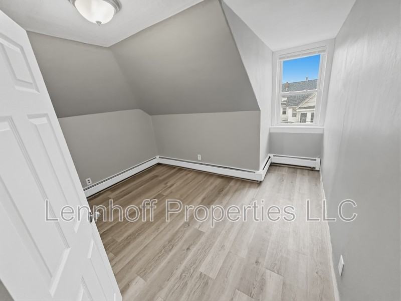 417 Westford St - Photo 5 of 11