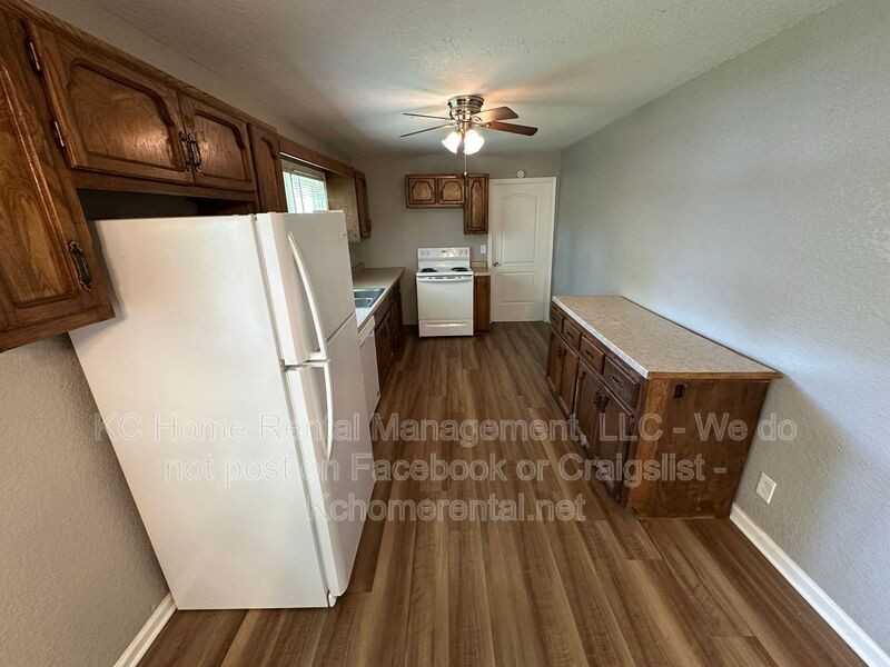515 S Forest Ave - Photo 4 of 29