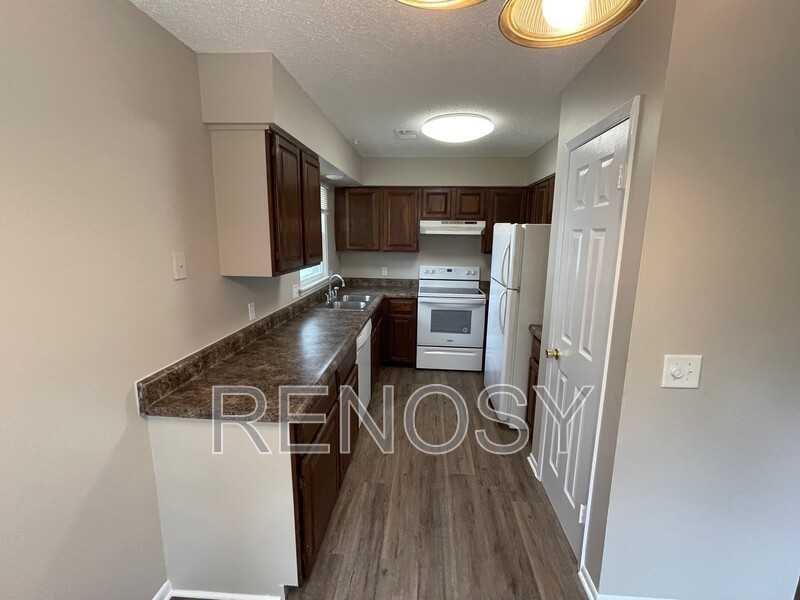 802 Se 10th St - Photo 6 of 18