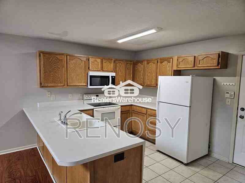 1400 S 52nd St #60 - Photo 6 of 20