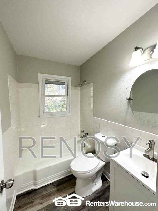 3315 Se 4th St - Photo 4 of 15