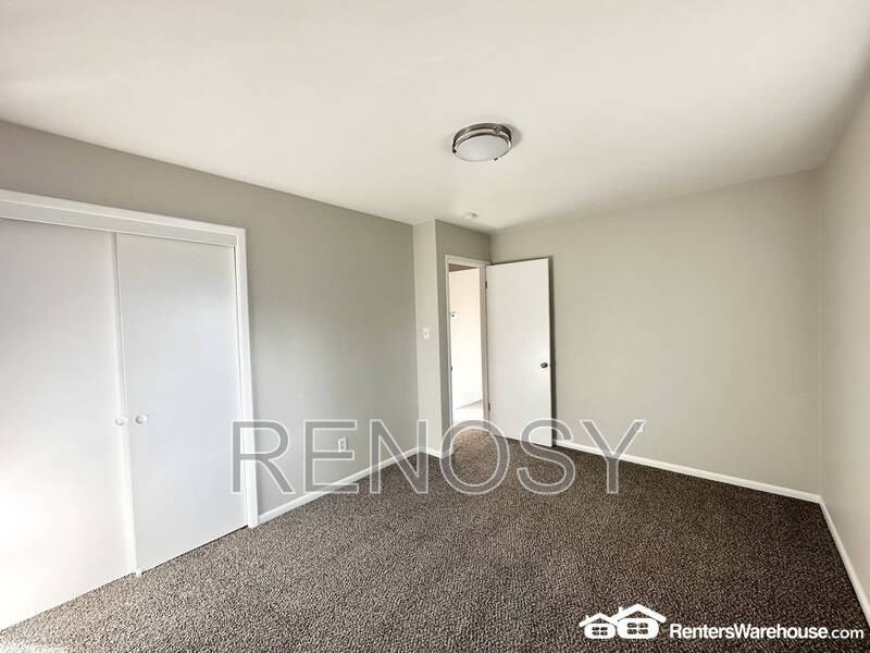 3315 Se 4th St - Photo 7 of 15