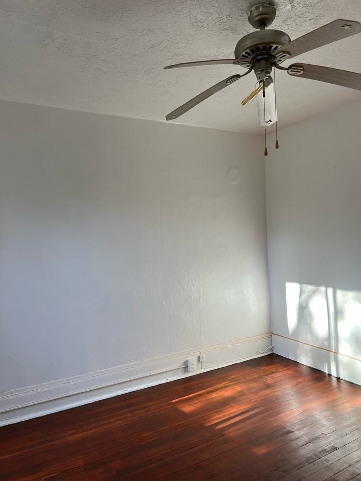 938 S 800 E #2 - Photo 6 of 24