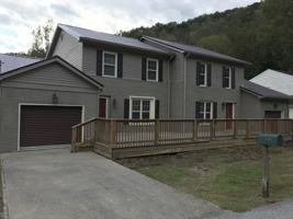 featured image of 131 Richmond Hill Est #1