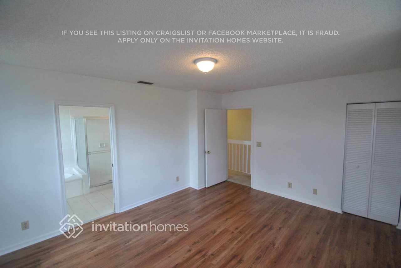 12231 Dartmoor Dr - Photo 7 of 16