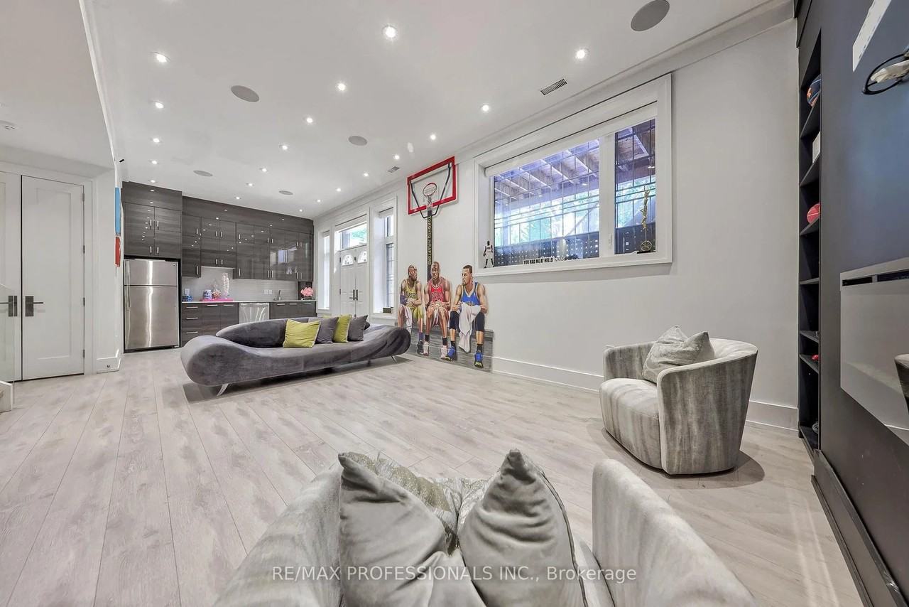 29 Avon Park Drive - Photo 43