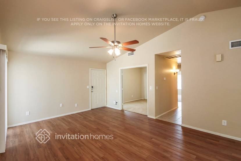 8142 W Mescal St - Photo 3 of 27