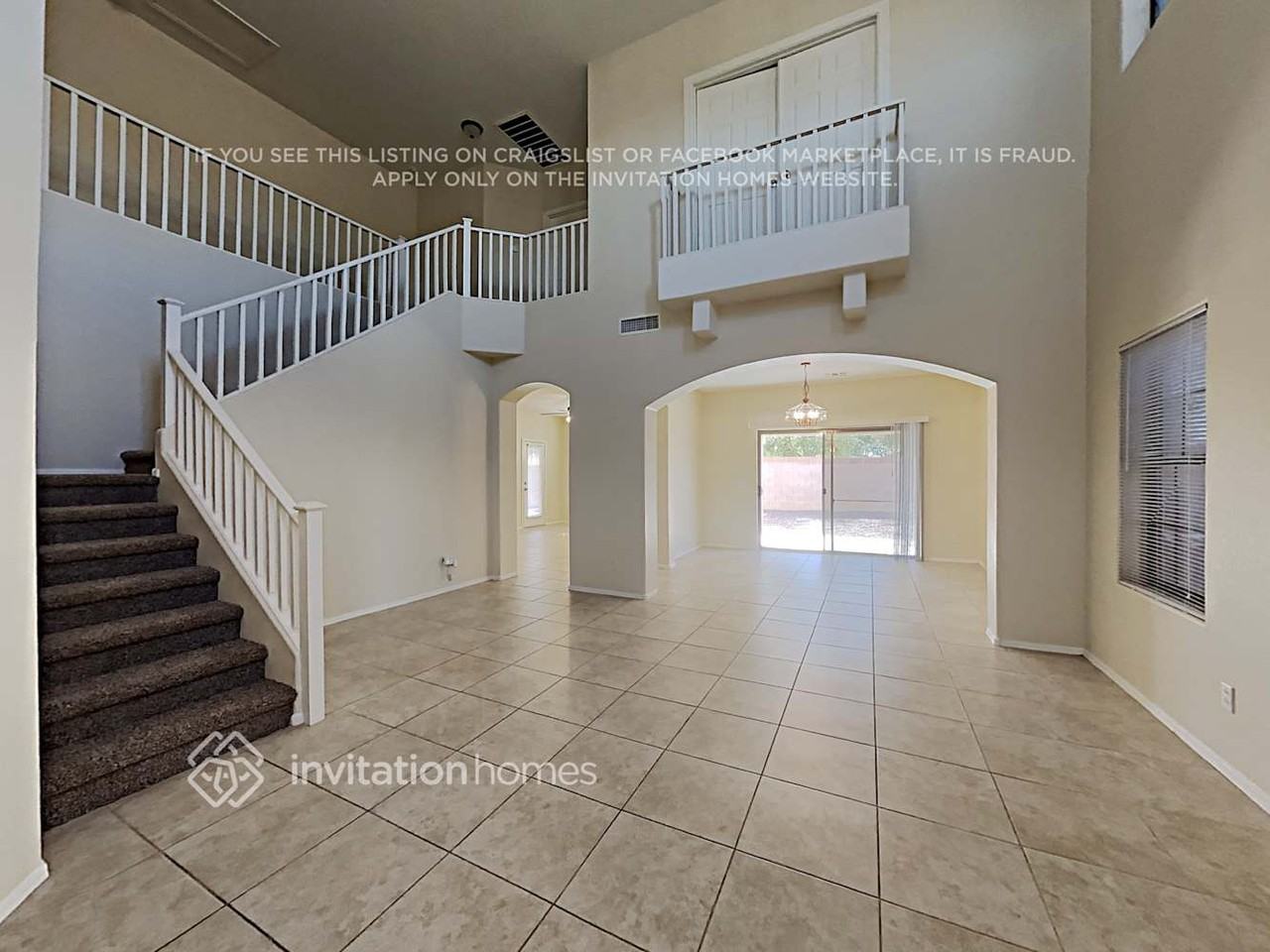 16037 W Banff Ln - Photo 5 of 20