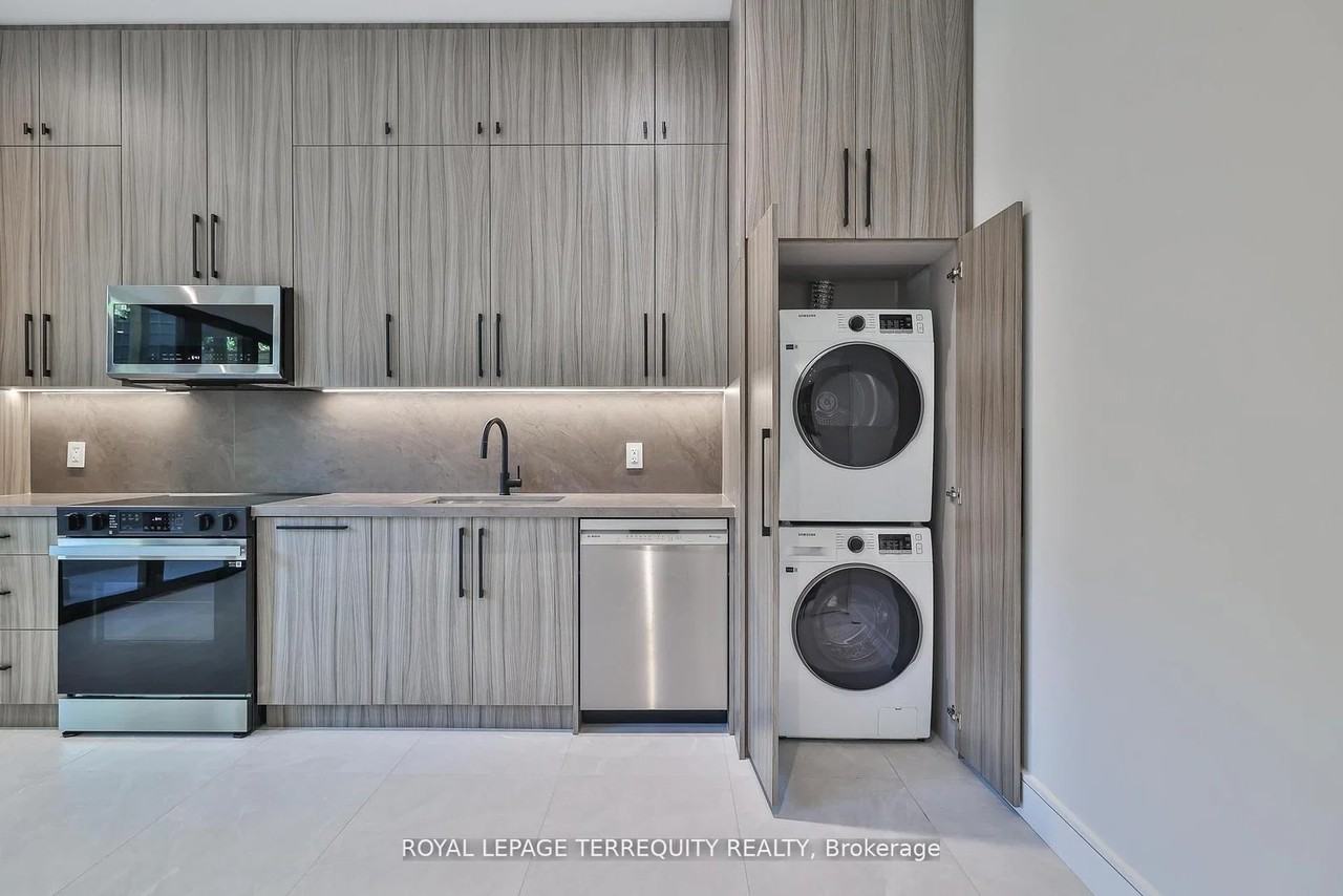 741 Woburn Avenue - Photo 42