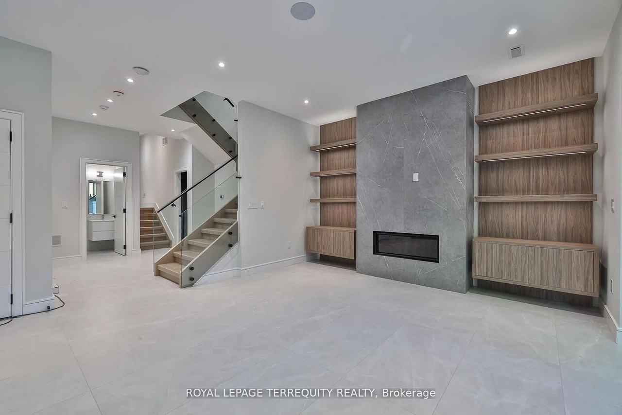 741 Woburn Avenue - Photo 43